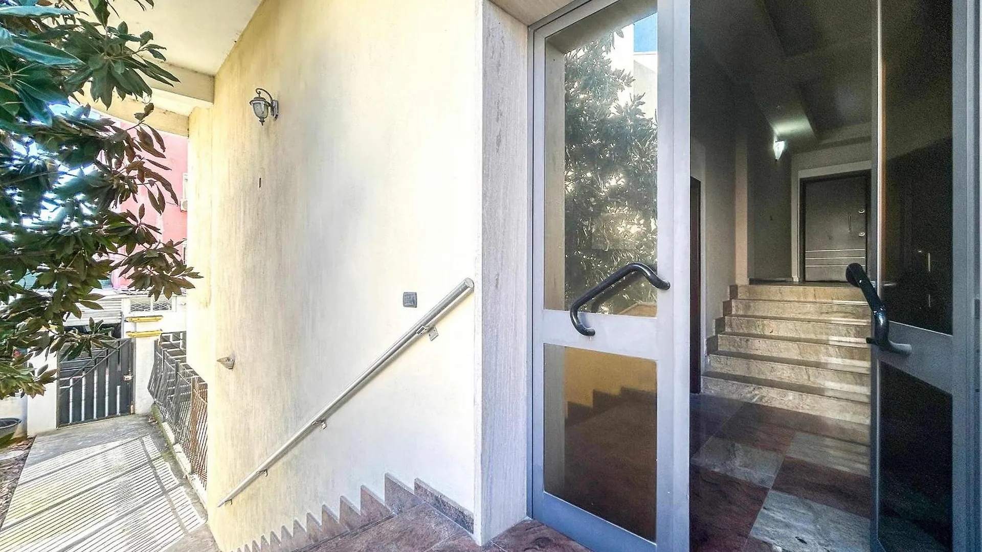 2 Bedroom Apartment 1337 Durres