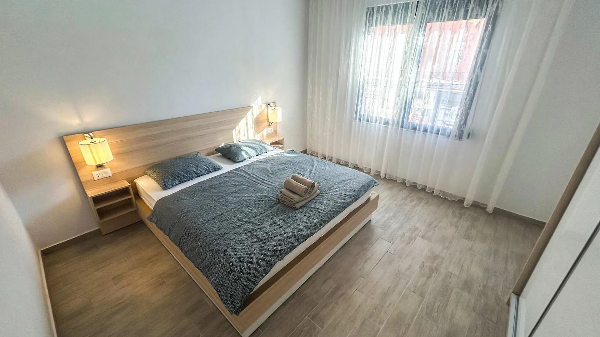 2 Bedroom Apartment 1337 Durres